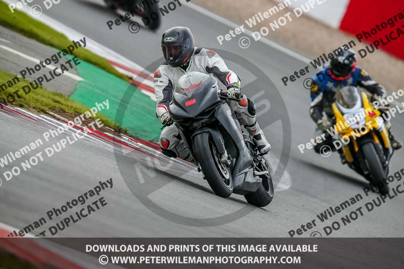 PJ Motorsport Photography;donington no limits trackday;donington park photographs;donington trackday photographs;no limits trackdays;peter wileman photography;trackday digital images;trackday photos